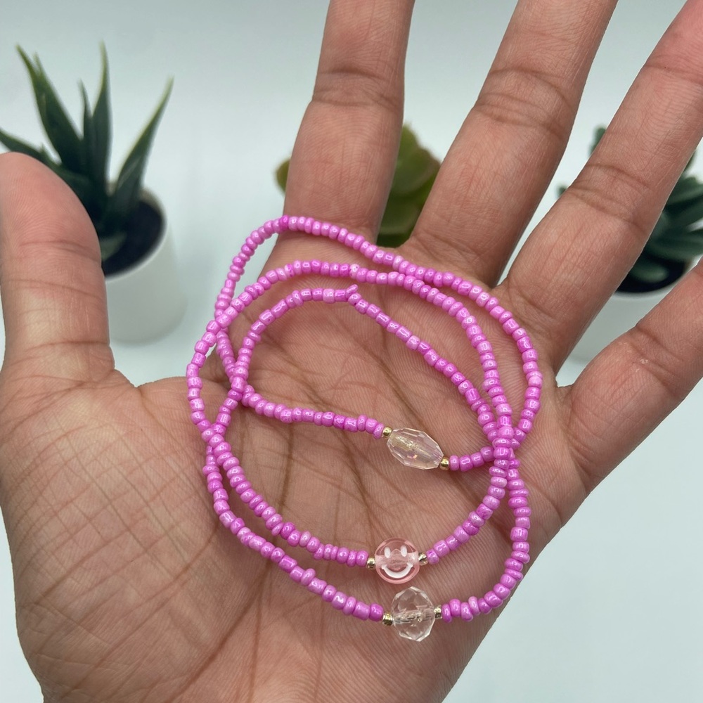 Handmade Trendy Glass Bead Bracelets with Smiley Face